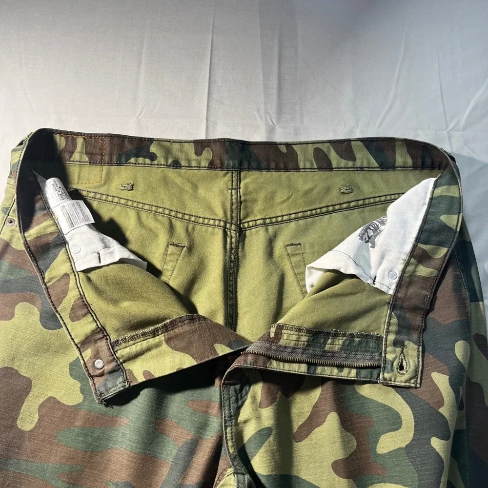 Levi's Pants 541 Athletic Taper Mens 40x29 Camo Cotton Streetwear Military